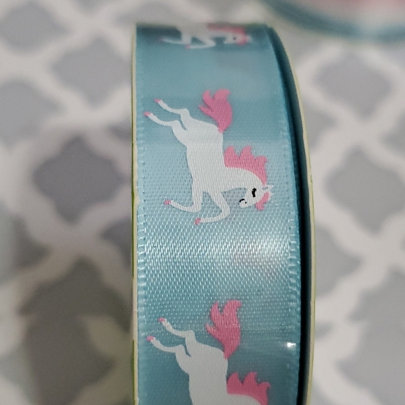 Ribbon🎁 - Picture 3 of 9